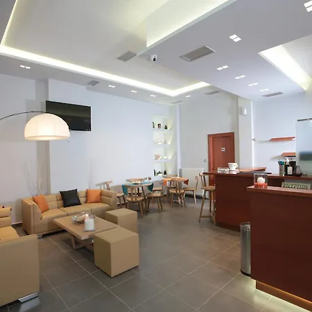 Meni Aparthotel 4*